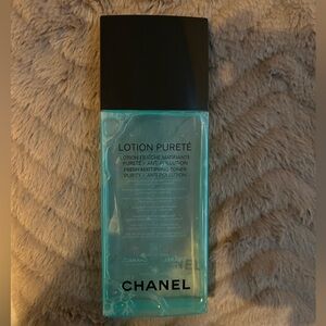Chanel’s Mattifying Toner
